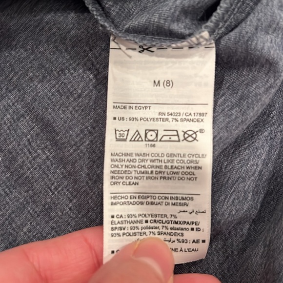 Old Navy Active Cloud 94 Shirts - set of 2 - Picture 5 of 9